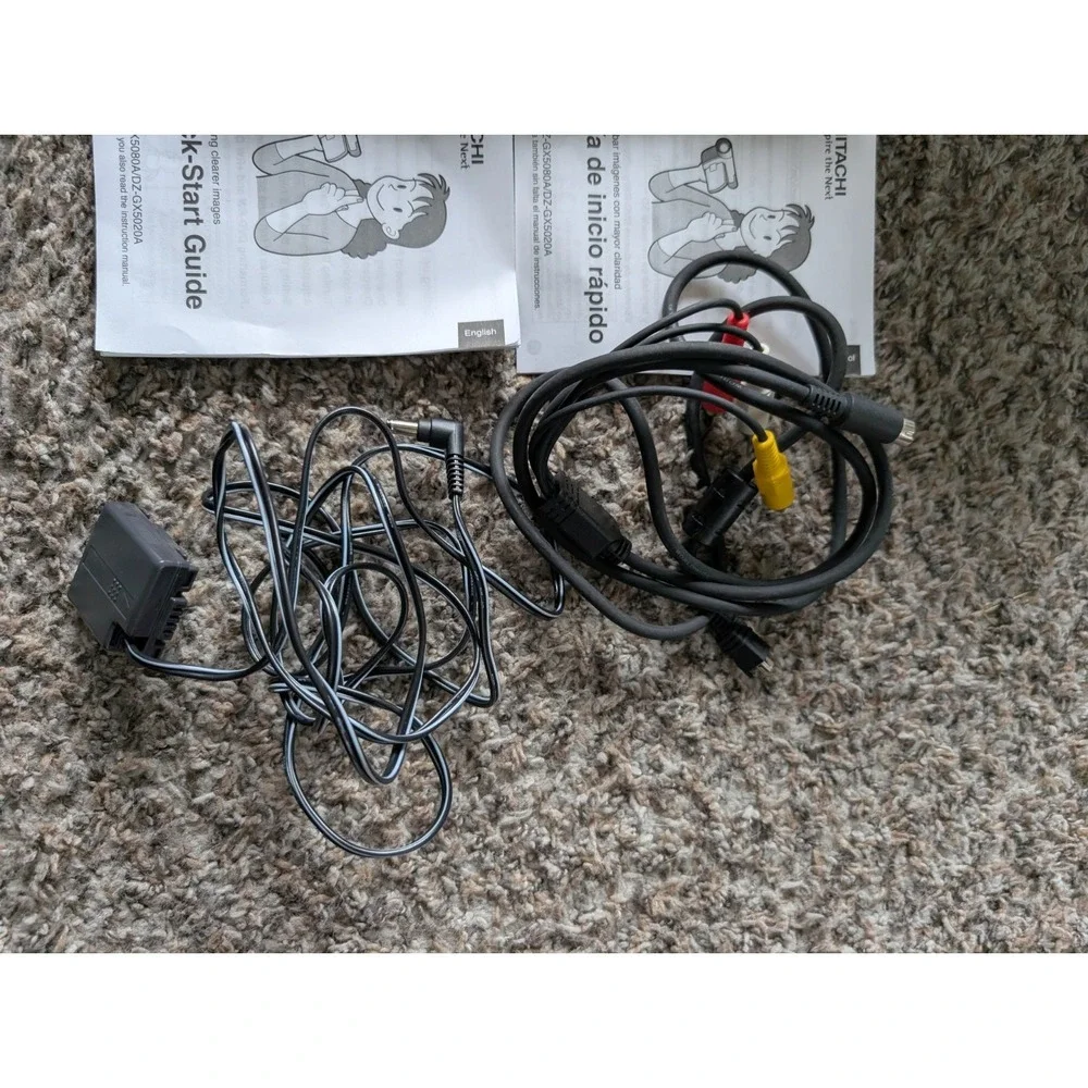 Hitachi DZ-GX5020A DVD‎ Camcorder with 30x Optical Zoom Bundle With Box